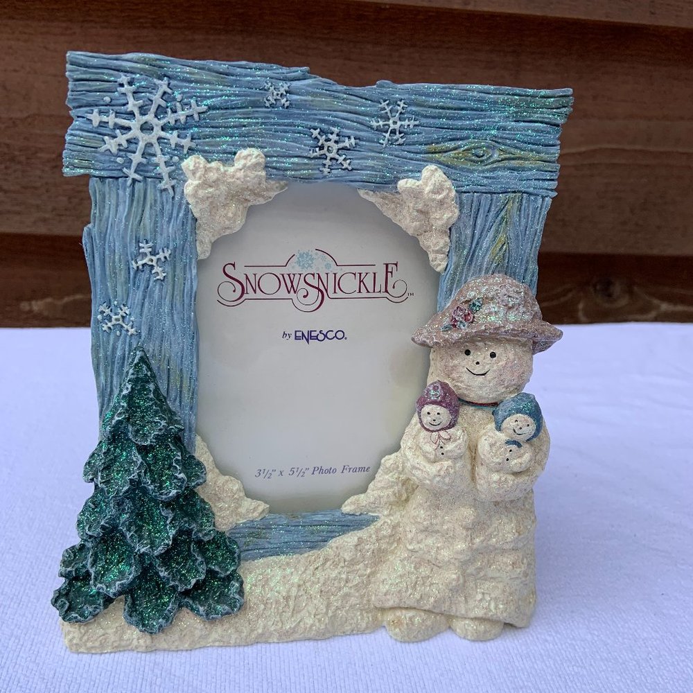 "Snowsnickle" Photo Frame